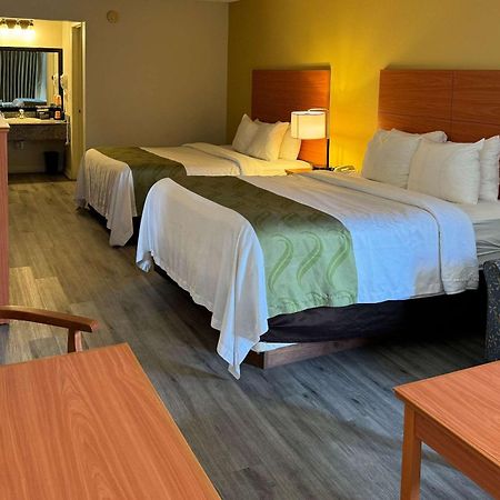 Quality Inn Near Manatee Springs State Park Чифленд Экстерьер фото