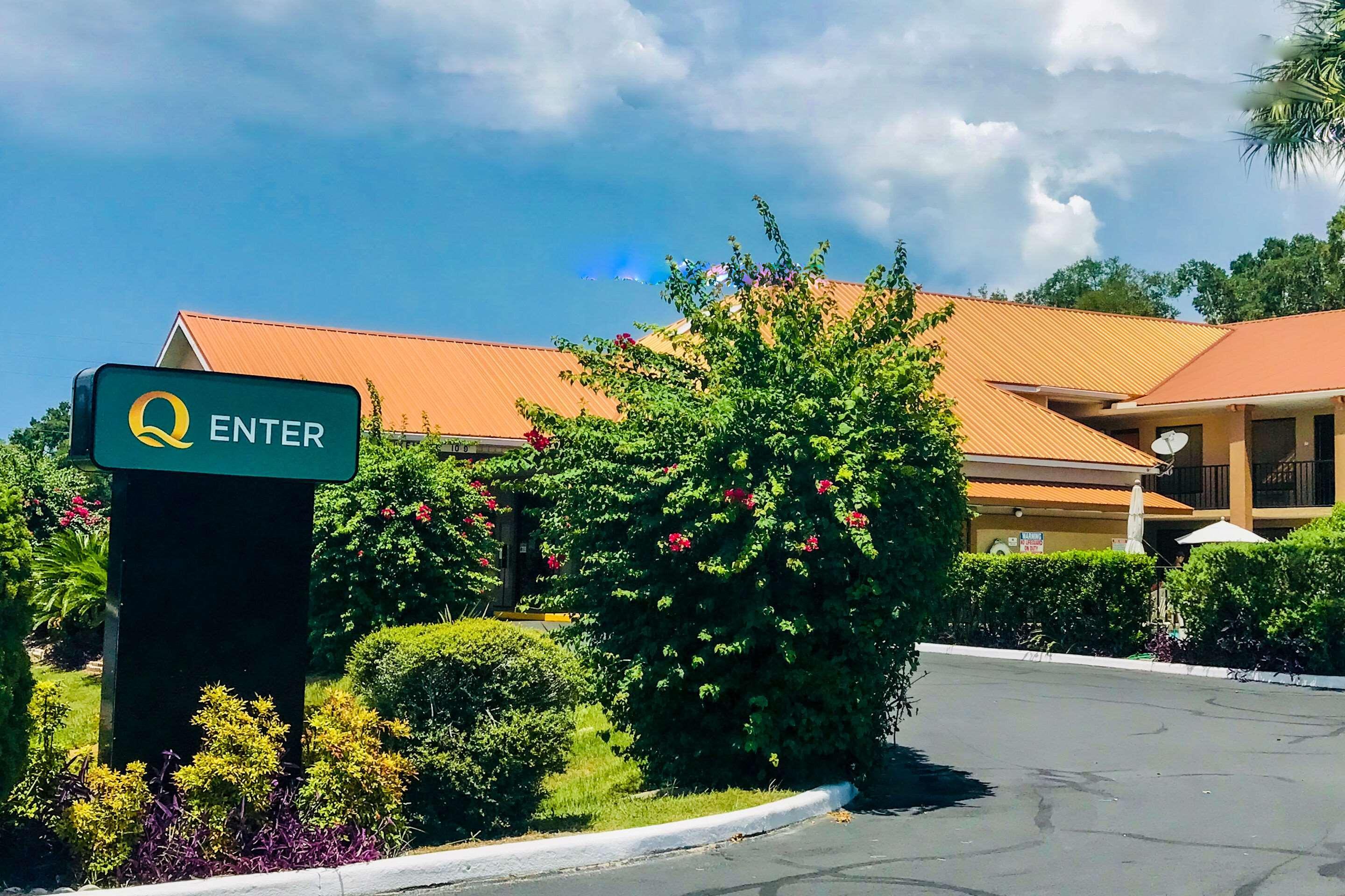 Quality Inn Near Manatee Springs State Park Чифленд Экстерьер фото