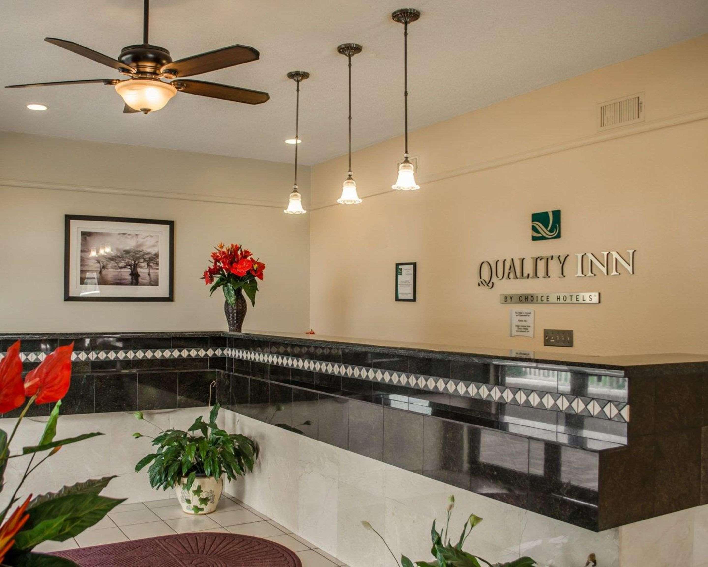 Quality Inn Near Manatee Springs State Park Чифленд Экстерьер фото