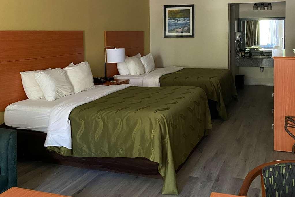 Quality Inn Near Manatee Springs State Park Чифленд Номер фото