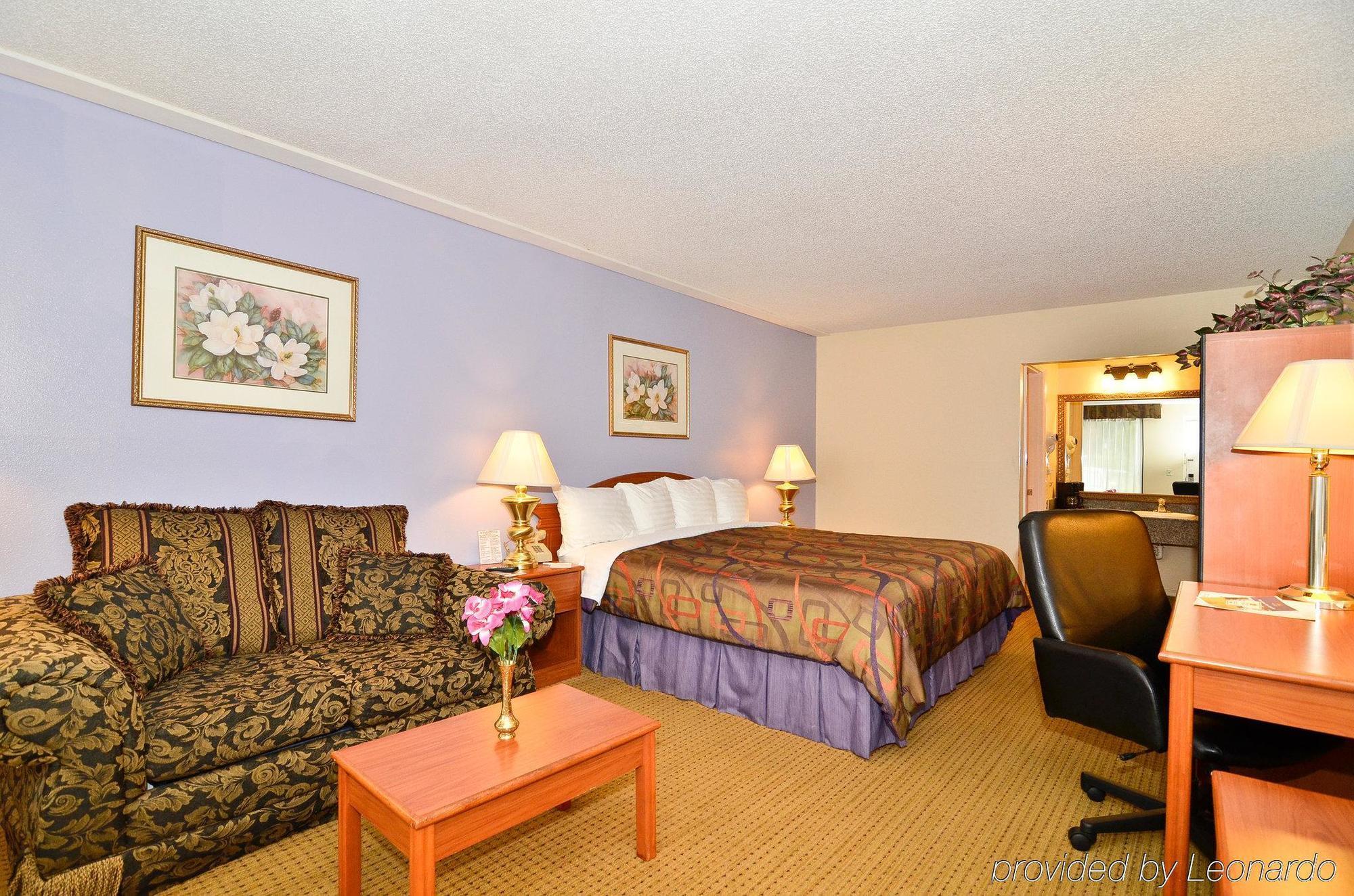 Quality Inn Near Manatee Springs State Park Чифленд Экстерьер фото