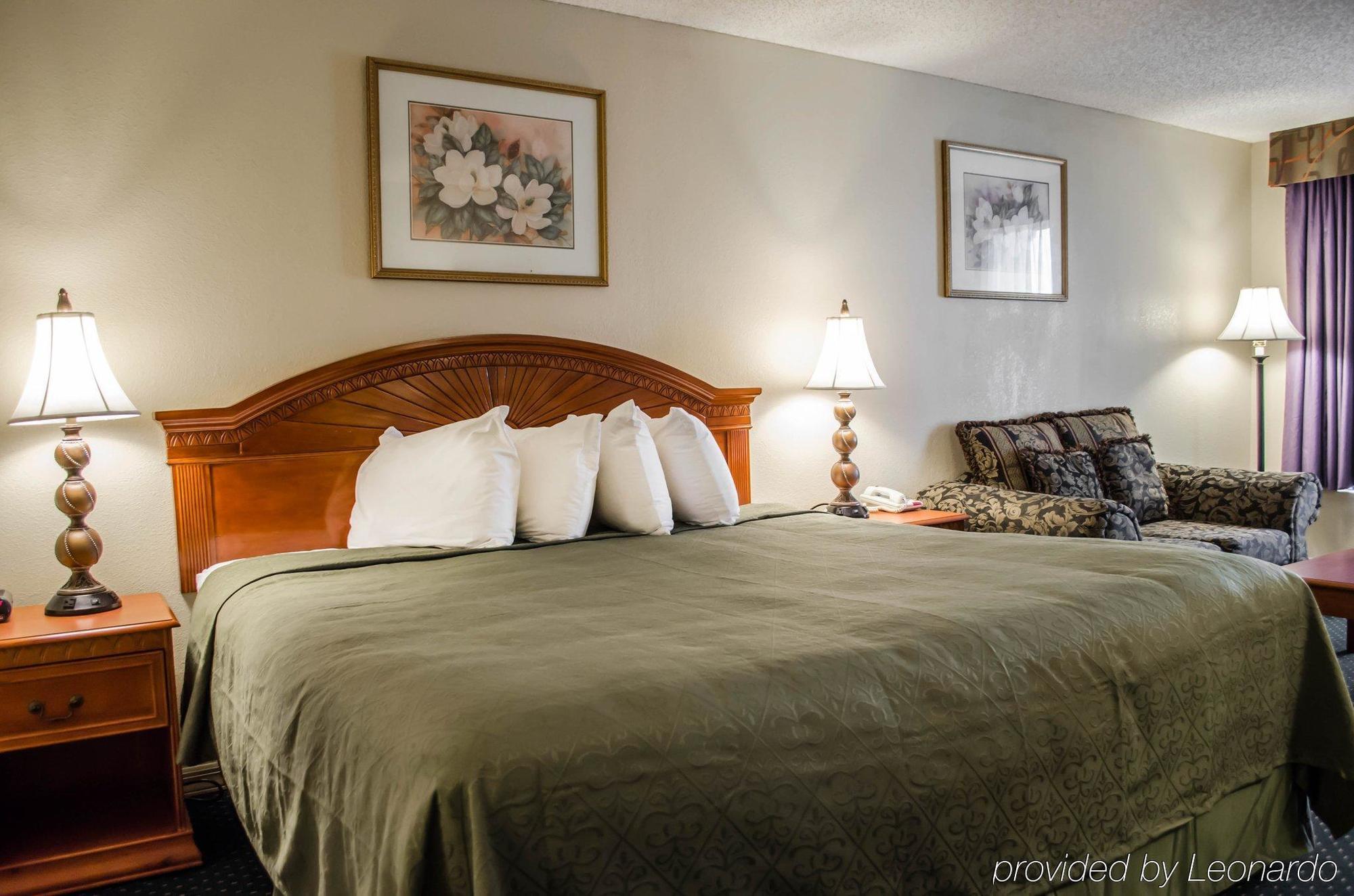 Quality Inn Near Manatee Springs State Park Чифленд Экстерьер фото