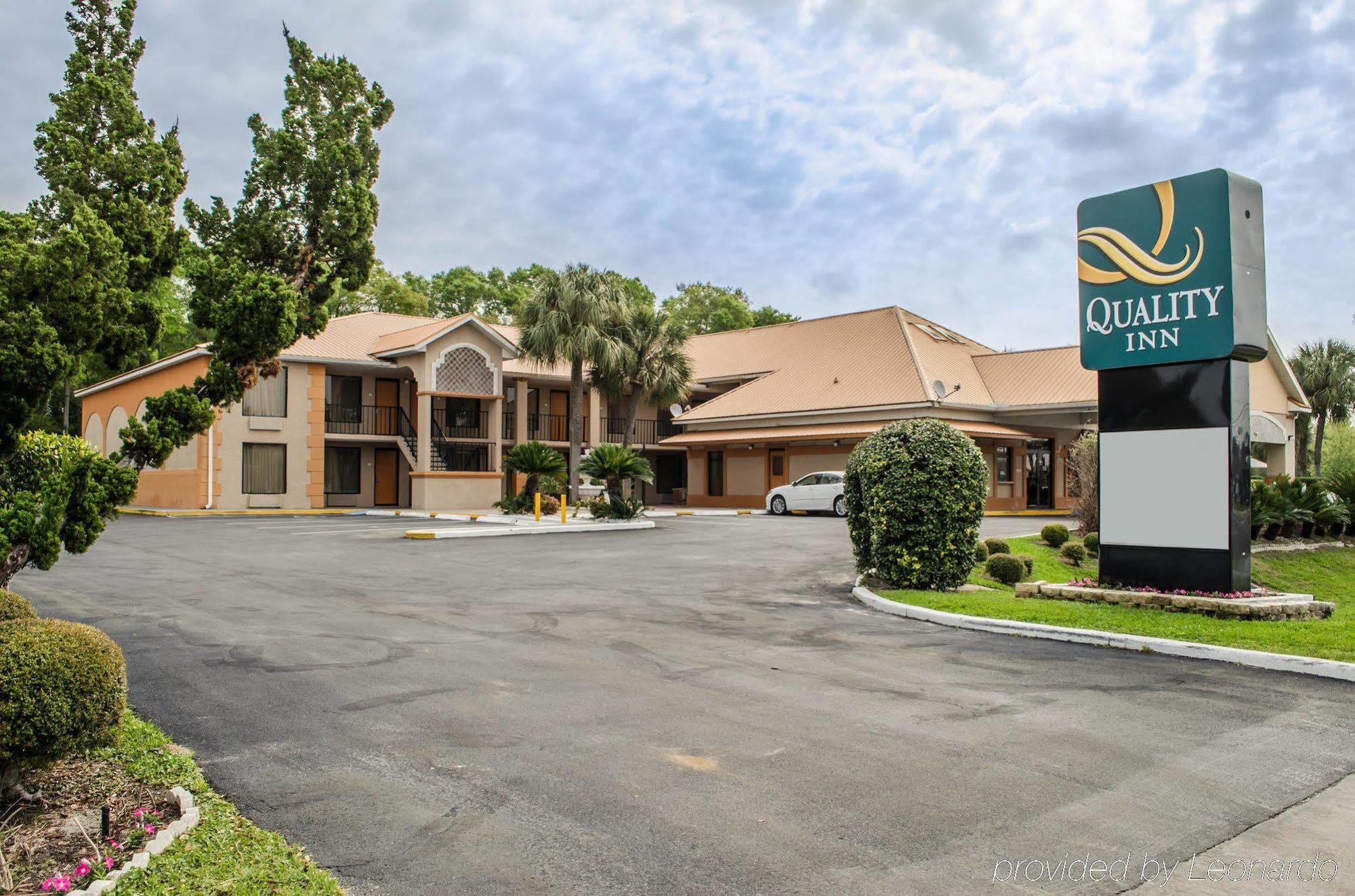 Quality Inn Near Manatee Springs State Park Чифленд Экстерьер фото