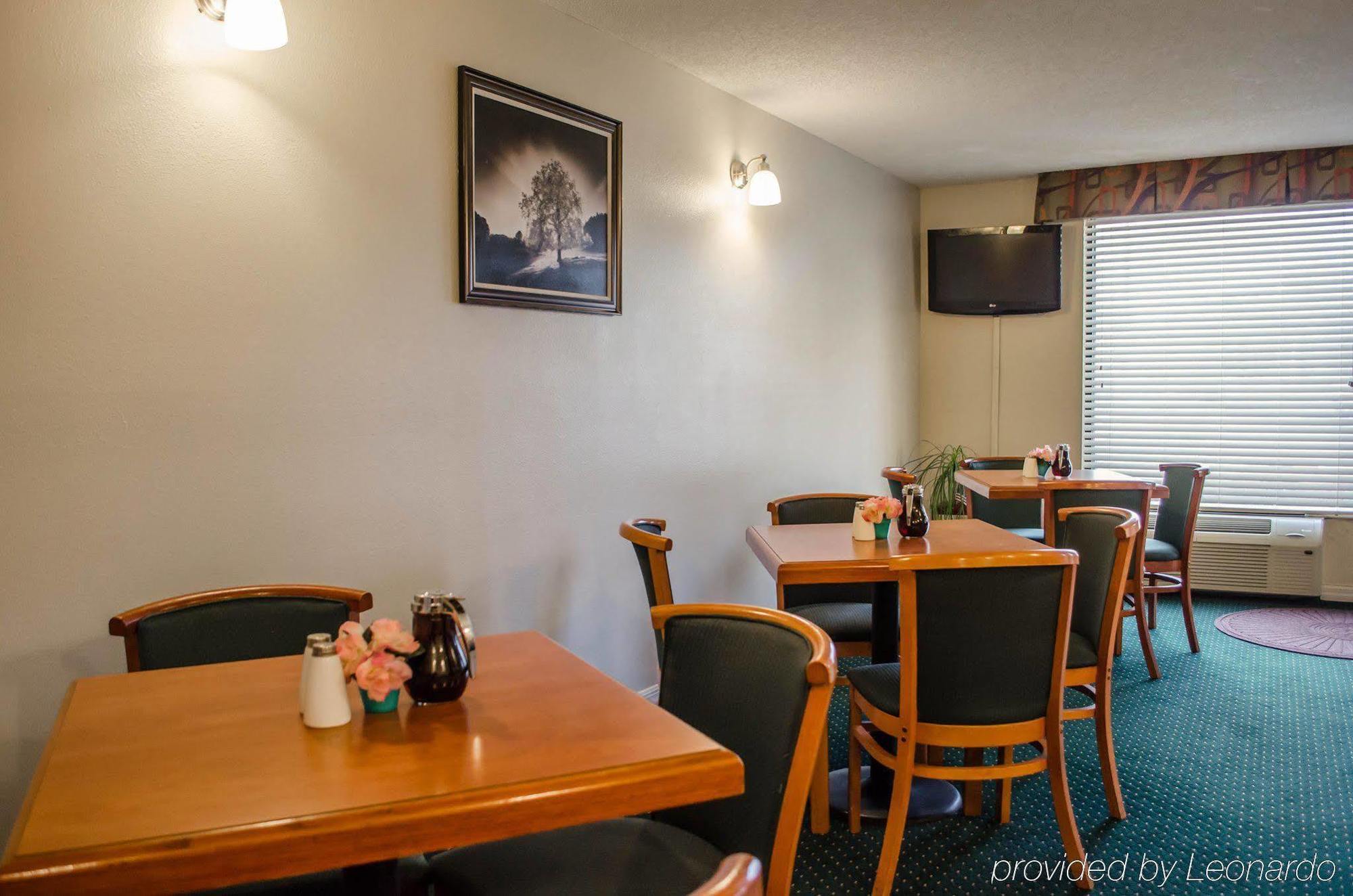 Quality Inn Near Manatee Springs State Park Чифленд Экстерьер фото