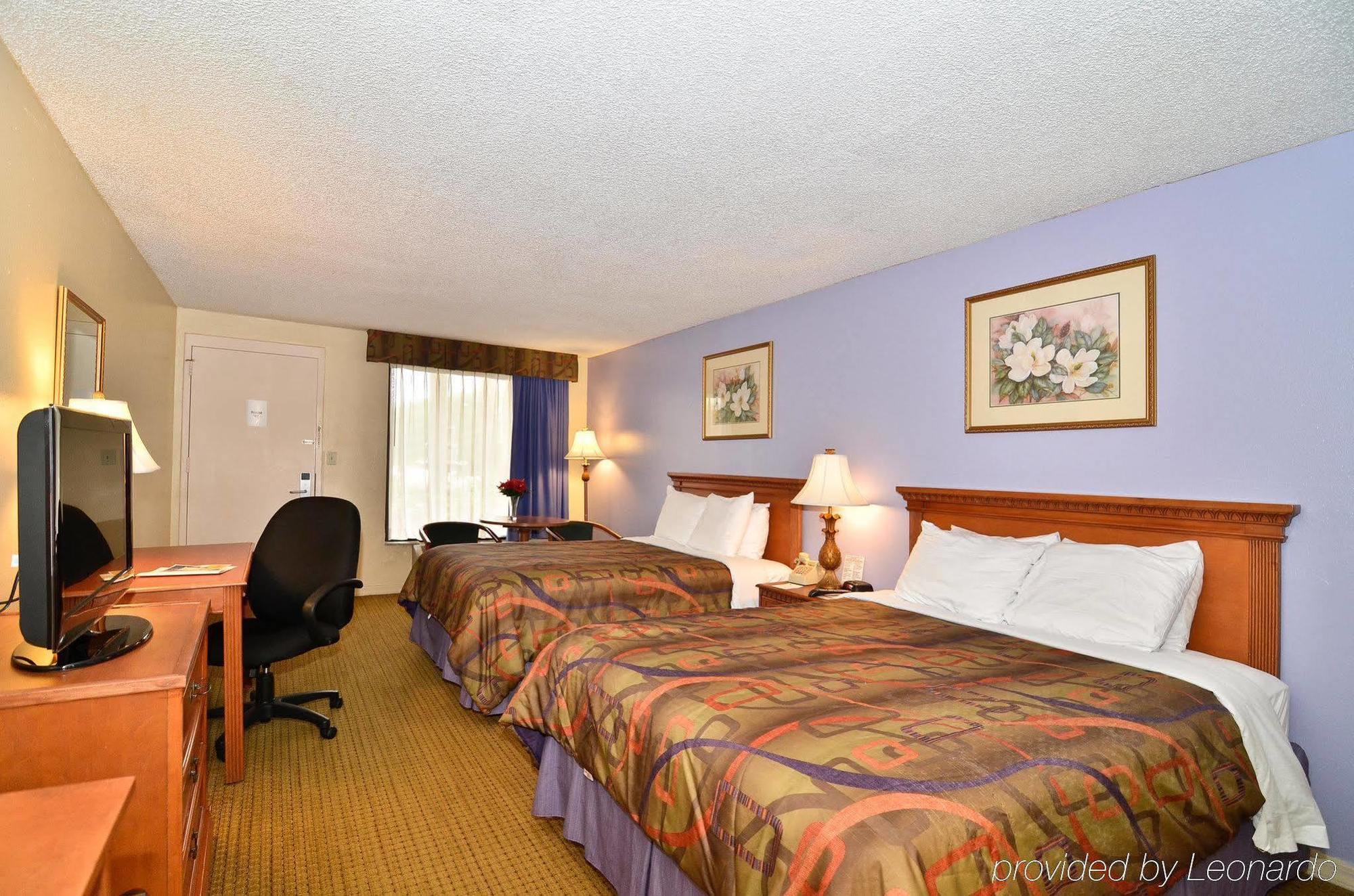 Quality Inn Near Manatee Springs State Park Чифленд Экстерьер фото