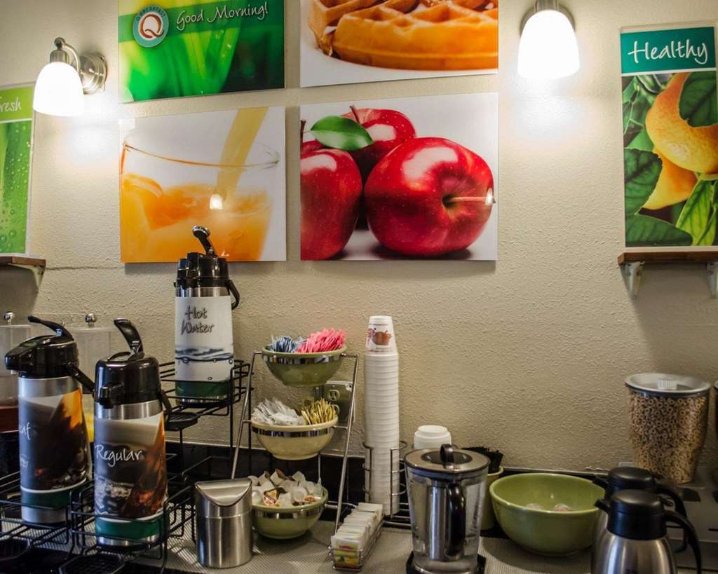 Quality Inn Near Manatee Springs State Park Чифленд Ресторан фото
